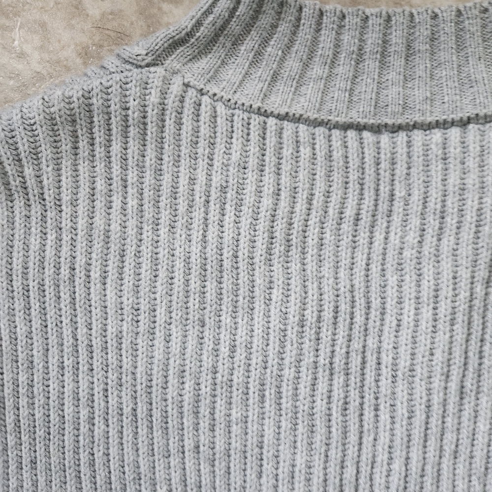 Garage Balloon Sleeve Quarter Zip Sweater - Size Large - Picture 8 of 9